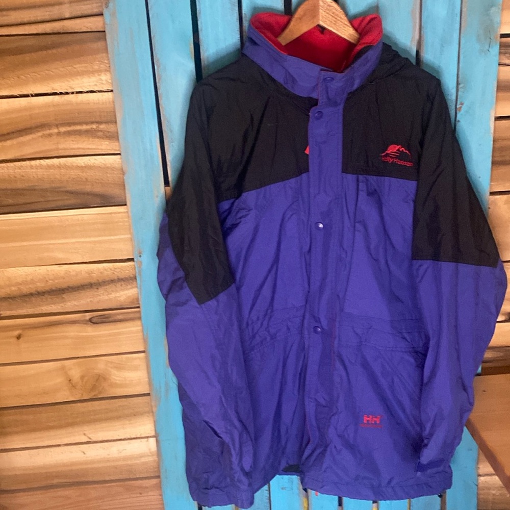 Helly-Hansen ski parka size XL violet, black and red 2 way zipper with snaps